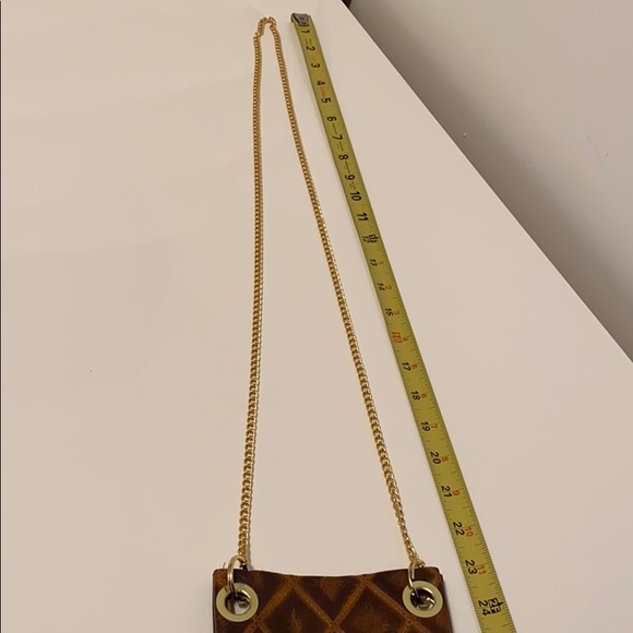 NEW Leather cell phone crossbody - Picture 10 of 11